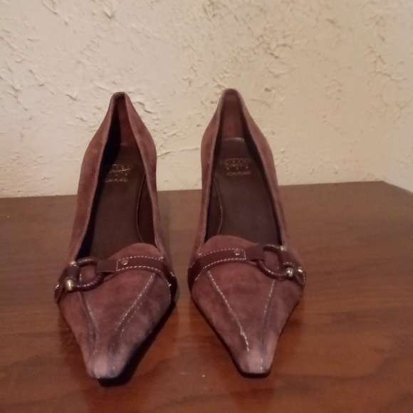Joan & David Circa Brown Suede Leather Heels - Picture 5 of 7